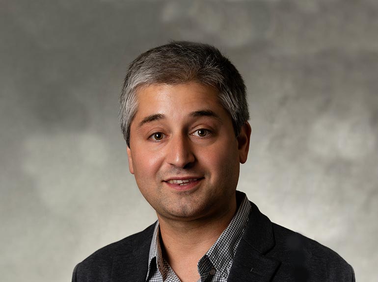 Headshot of Dr. Abe Kazemzadeh